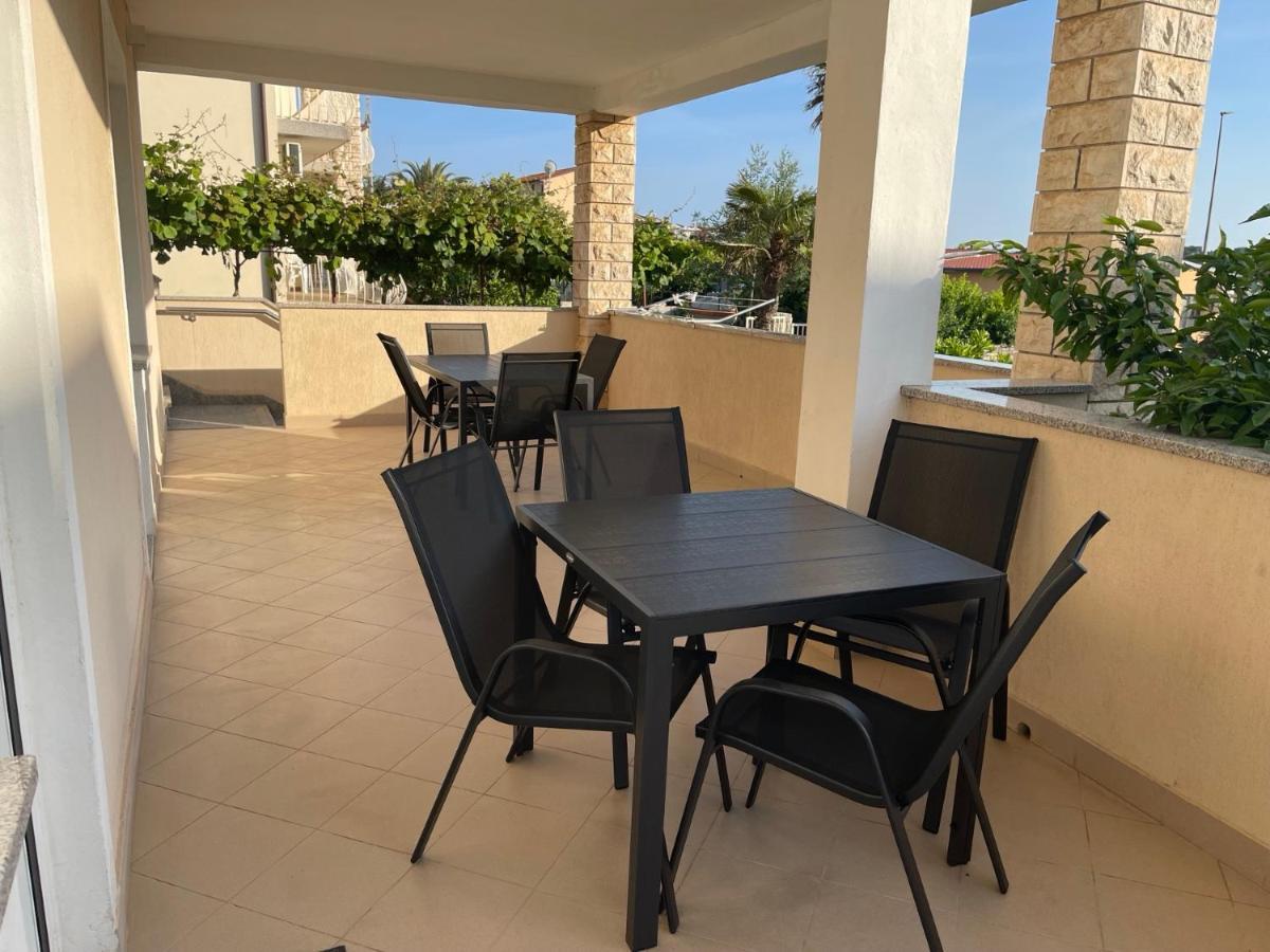 Apartments Demarin Medulin Exterior foto